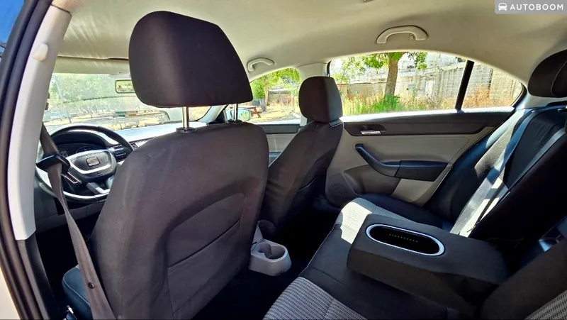 SEAT توليدو مستعمل, 2013