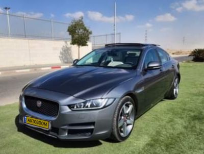 Jaguar XE 2ème main, 2016, main privée