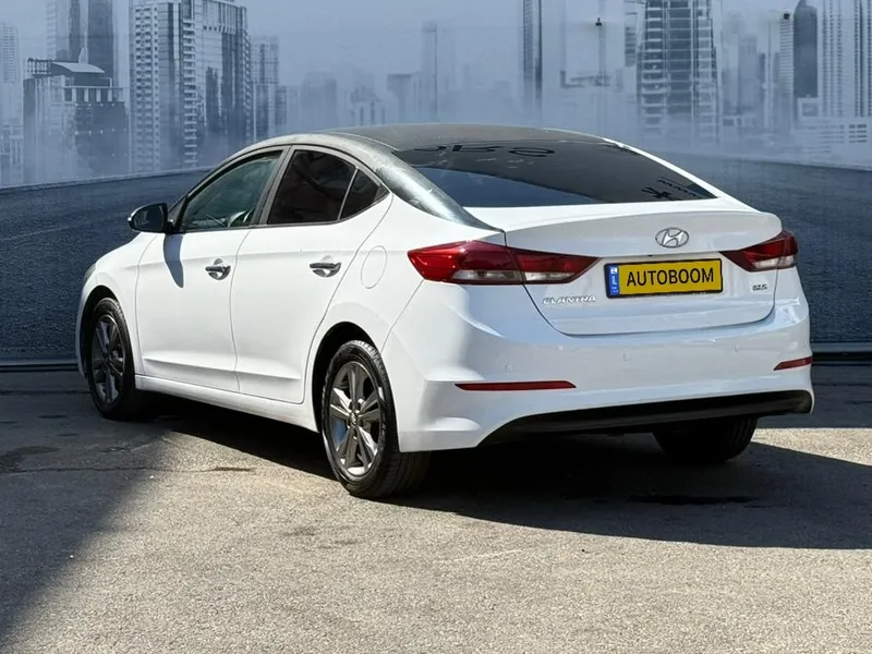 Hyundai Elantra 2ème main, 2017, privée