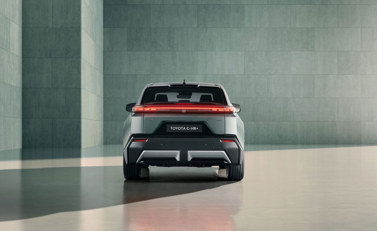 Toyota C-HR Plus 2025. Кузов, экстерьер. Внедорожник 5 дв., 1 поколение