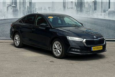 Skoda Octavia, 2024, photo