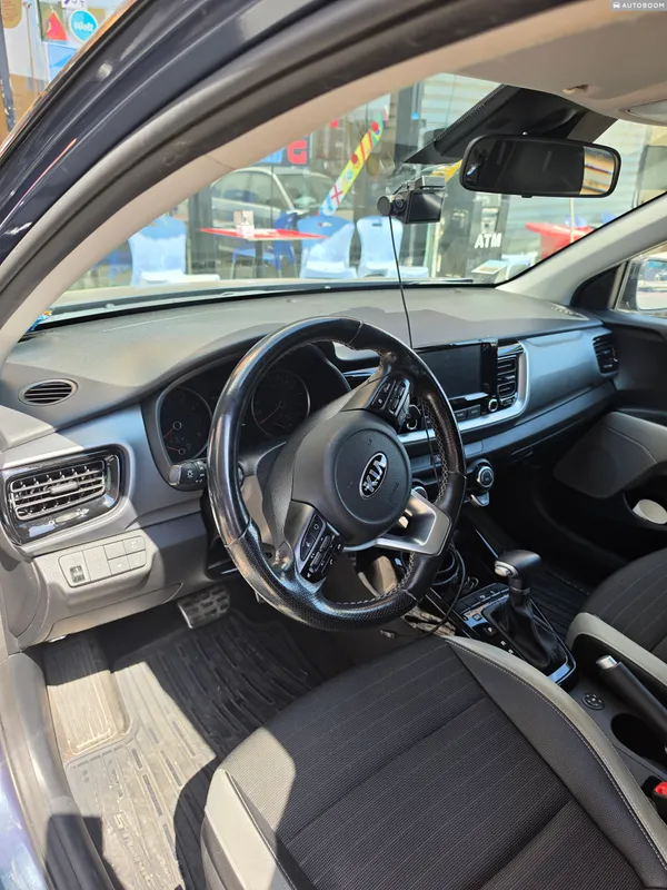 Kia Stonic с пробегом, 2020, частная