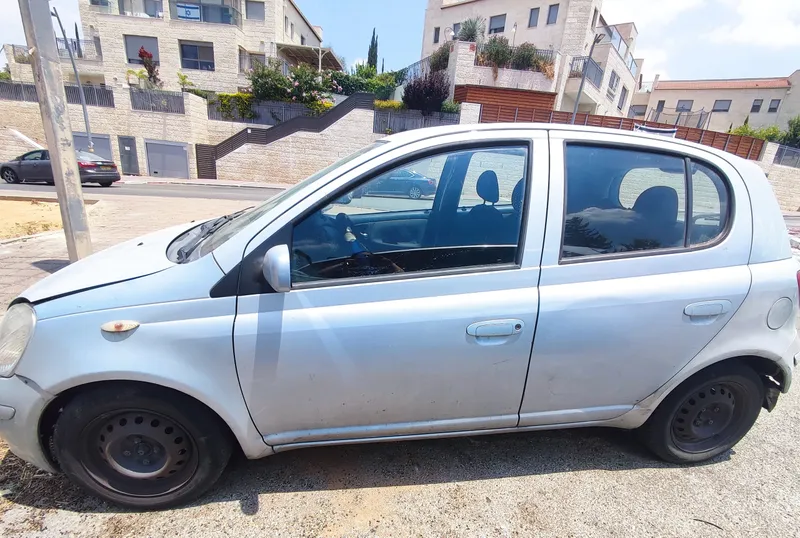 Toyota Yaris 2nd hand, 2005, private hand