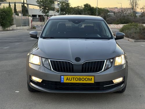 Skoda Octavia, 2018, фото