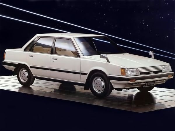 Toyota Vista 1982. Carrosserie, extérieur. Berline, 1 génération