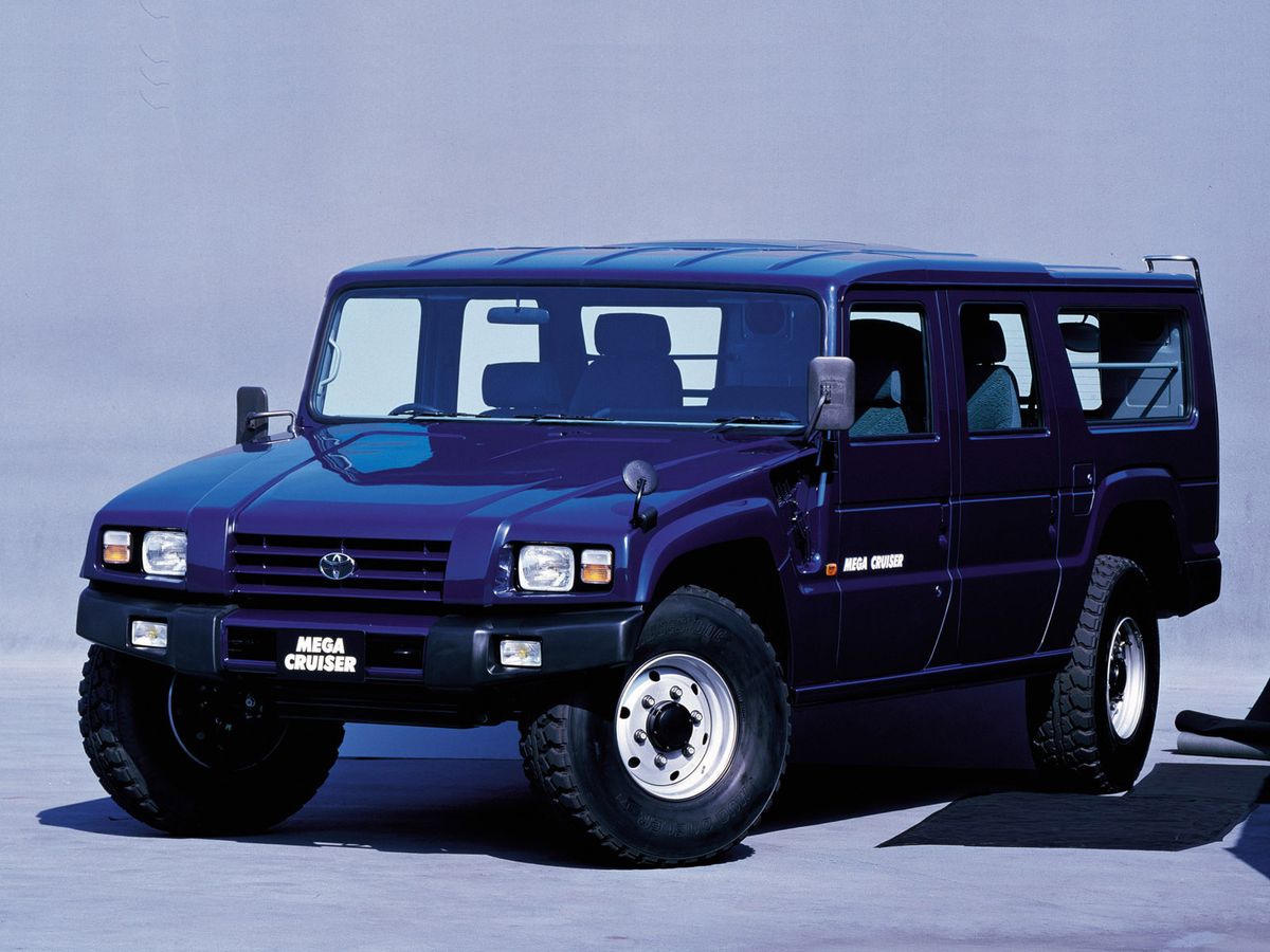 טויוטה מגה קרוזר 1996. מרכב, צורה. רכב שטח 5 דלתות, 1 דור