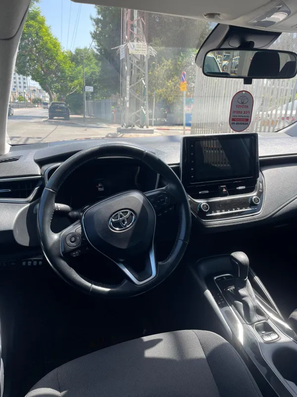 Toyota Corolla 2nd hand, 2021