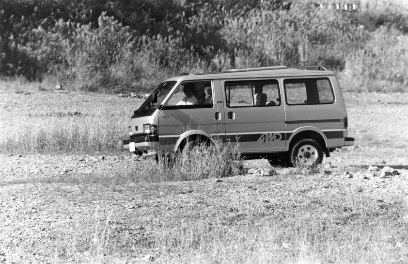 מאזדה בונגו 1983. מרכב, צורה. מיניוואן, 3 דור