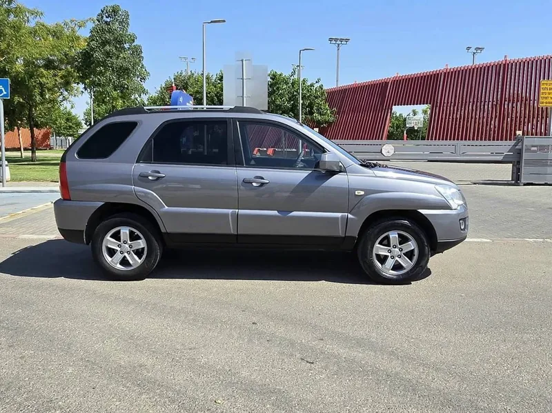 Kia Sportage с пробегом, 2010