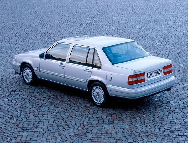 فولفو S90 ‏1996. الهيكل، المظهر الخارجي. سيدان, 1 الجيل