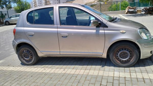 Toyota Yaris с пробегом, 2004, частная рука