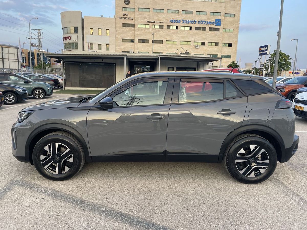 Peugeot 2008 с пробегом, 2024, частная рука