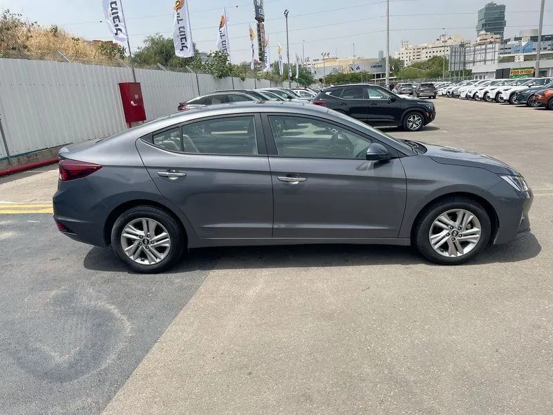 Hyundai Elantra 2nd hand, 2020, private hand