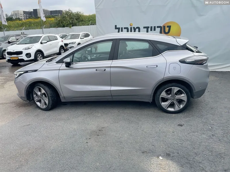 Geely Geometry C 2nd hand, 2022, private