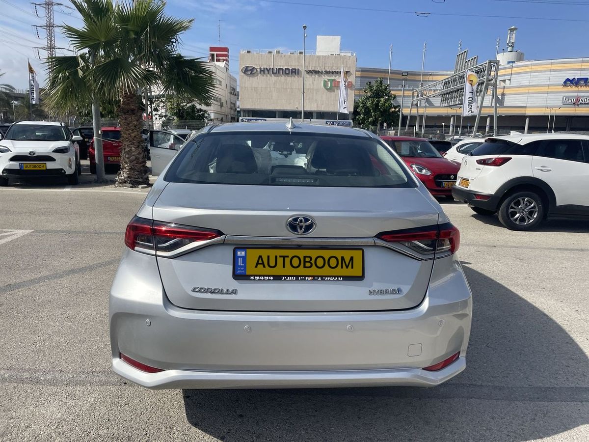 Toyota Corolla 2nd hand, 2022