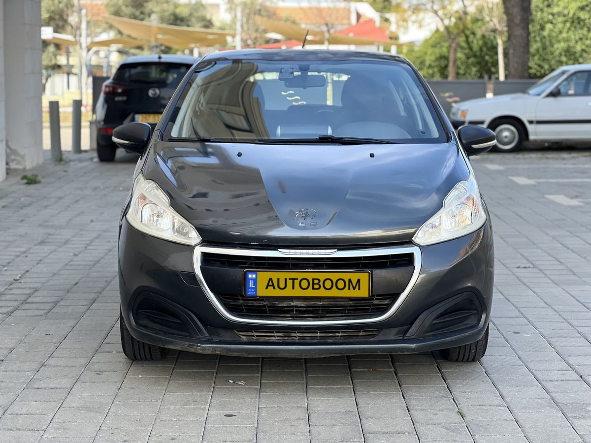 Peugeot 208 2nd hand, 2017, private hand