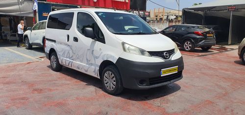 ניסאן NV200 יד 2 רכב, 2015