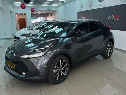 Toyota C-HR nouvelle voiture, 2024, main privée