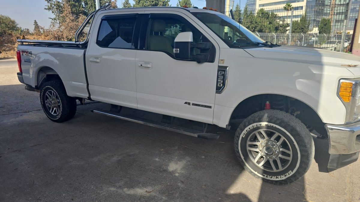 Ford F-350 2ème main, 2017
