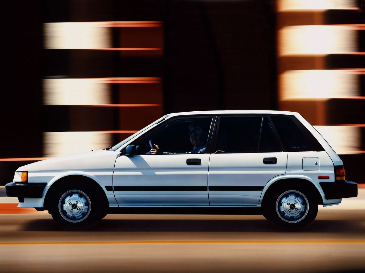 טויוטה טרסל 1986. מרכב, צורה. מיני 5 דלתות, 3 דור