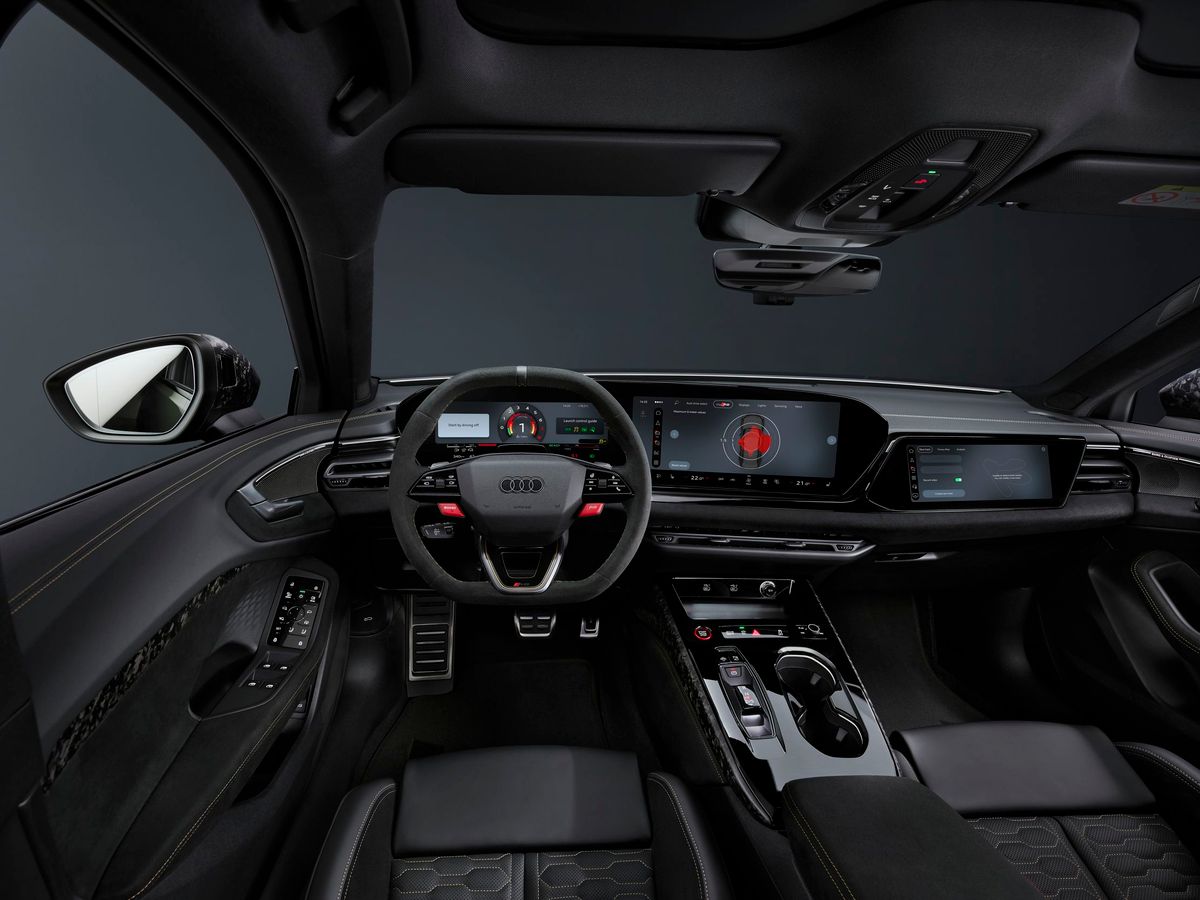 Audi RS5 2026. Передние сидения. Седан, 3 поколение