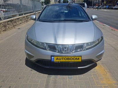 Honda Civic с пробегом, 2010, частная рука