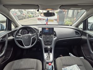 Opel Astra, 2016, photo