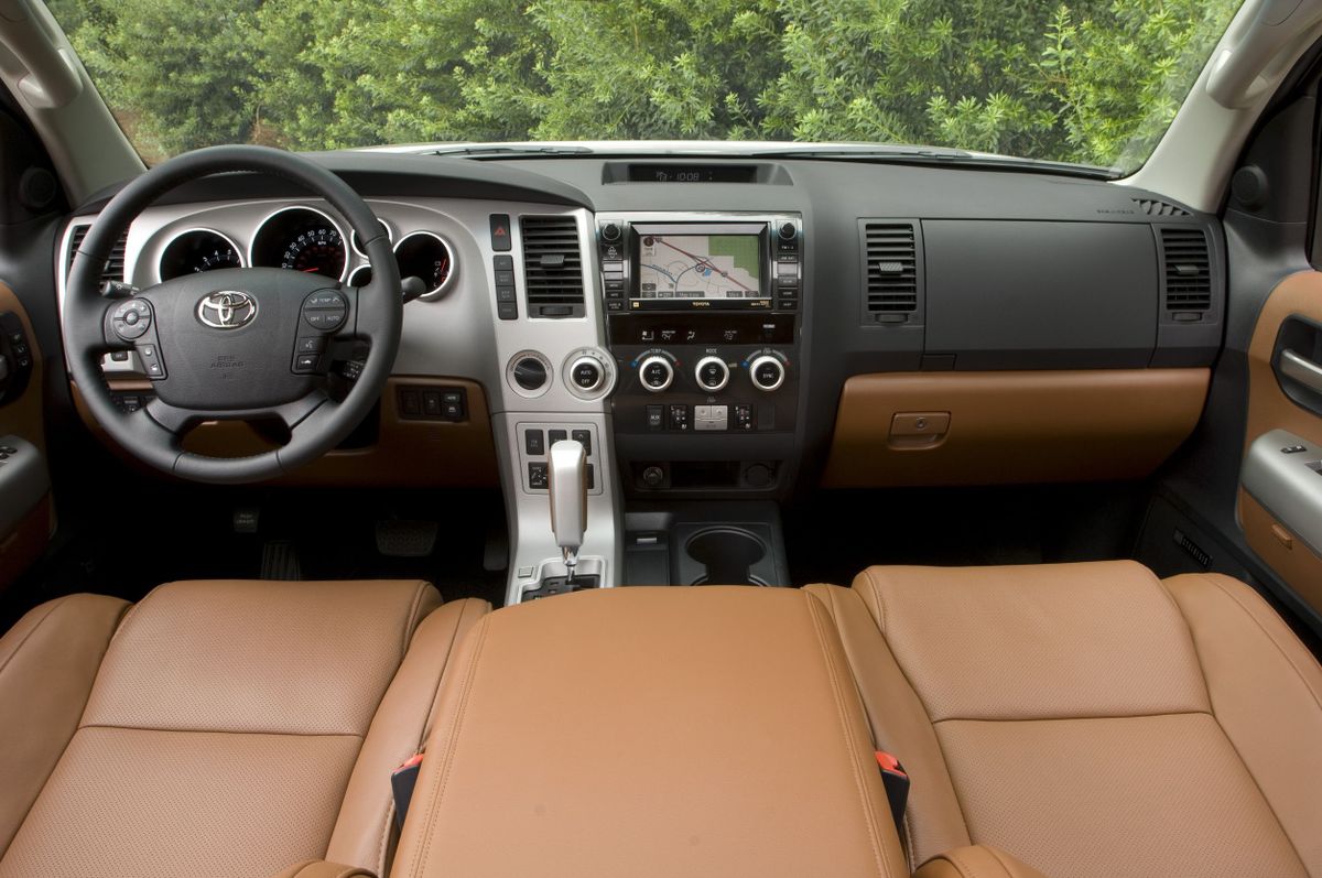 Toyota Sequoia 2007. Front seats. SUV 5-doors, 2 generation