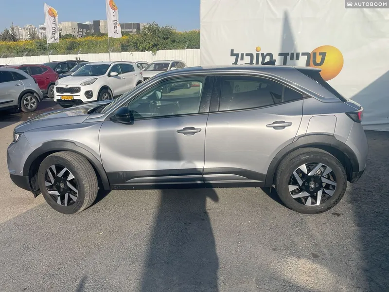 אופל מוקה יד 2 רכב, 2023