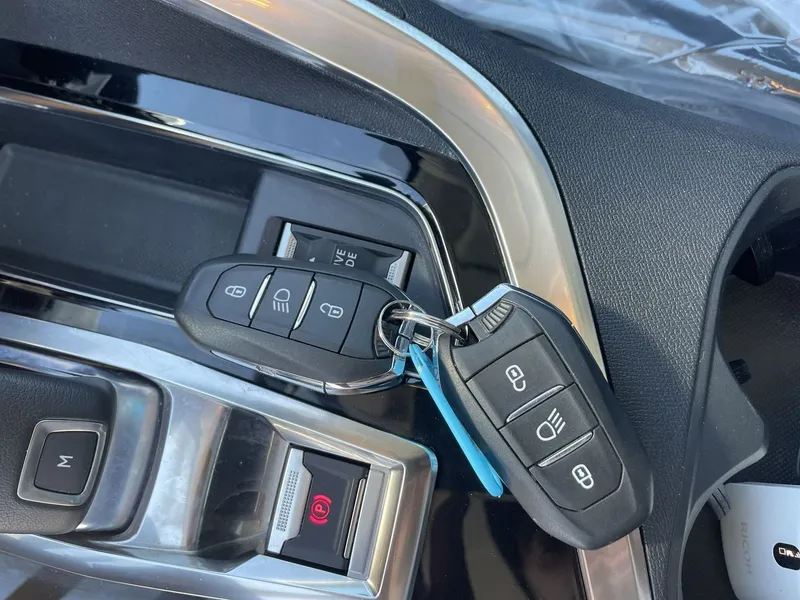 Peugeot 3008 2nd hand, 2023, private hand