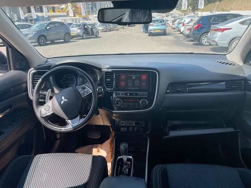 Mitsubishi Outlander 2nd hand, 2018, private hand