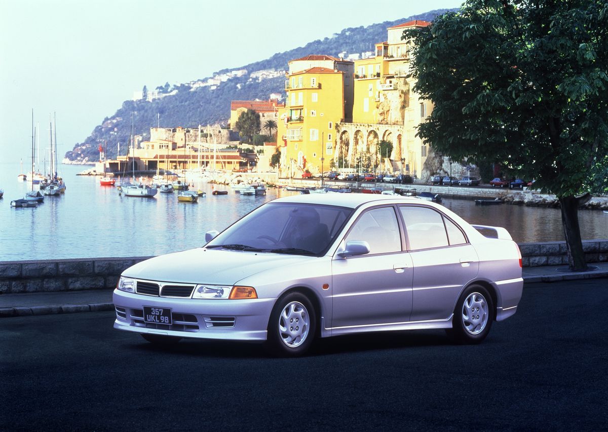 Mitsubishi Lancer 1997. Carrosserie, extérieur. Berline, 8 génération, restyling 1