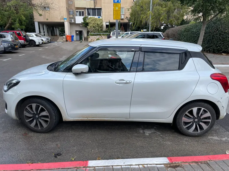 Suzuki Swift 2ème main, 2018, main privée