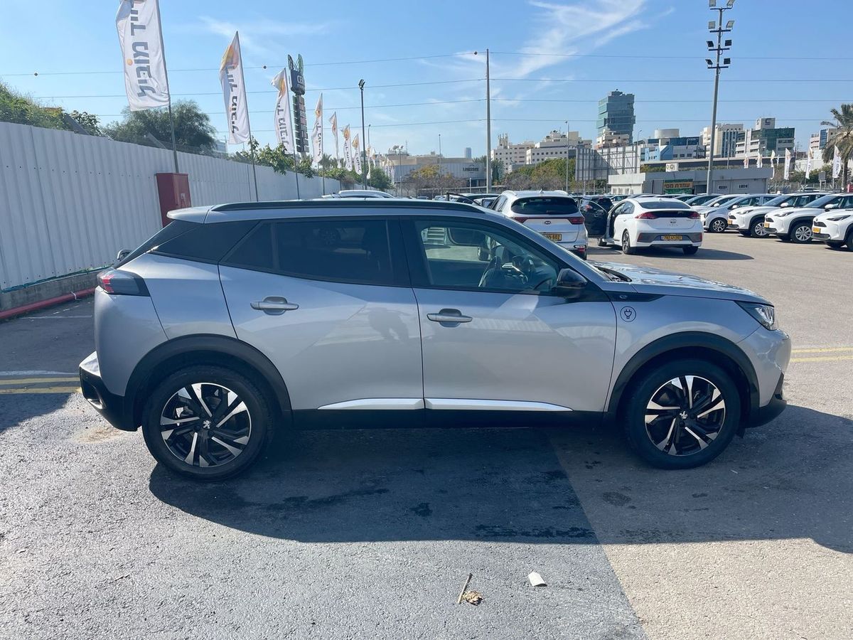 Peugeot 2008 2nd hand, 2022, private hand