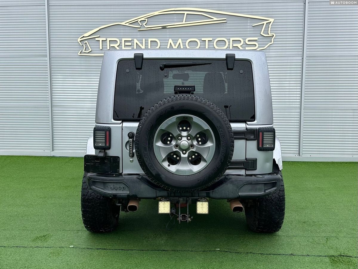 Jeep Wrangler 2nd hand, 2018, private