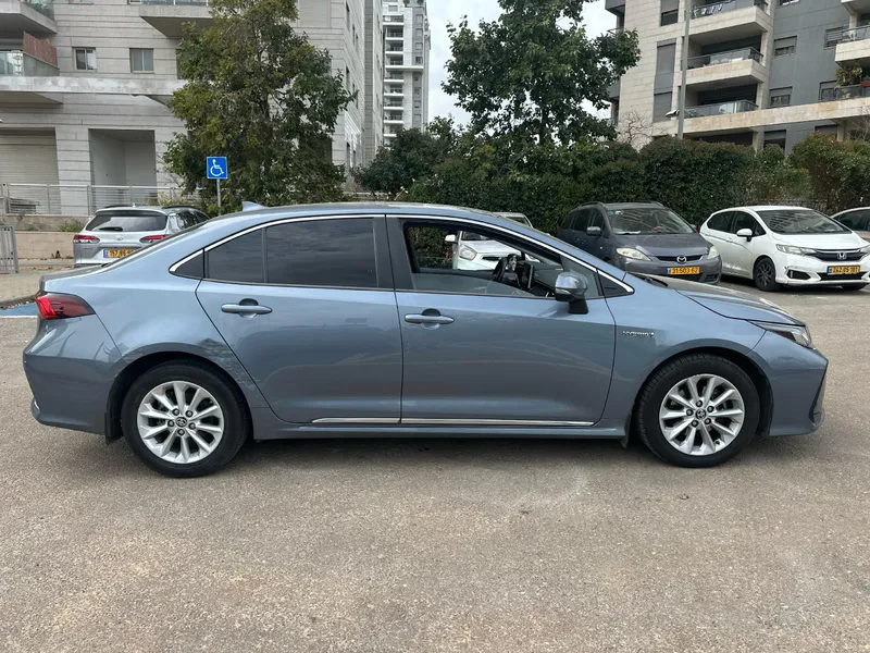 Toyota Corolla 2nd hand, 2021, private hand