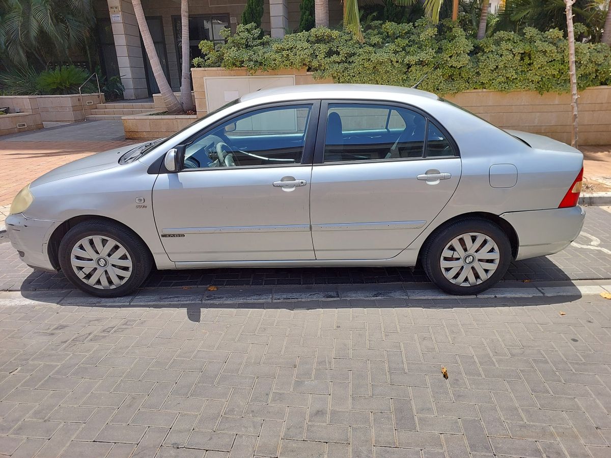 Toyota Corolla 2nd hand, 2003, private hand