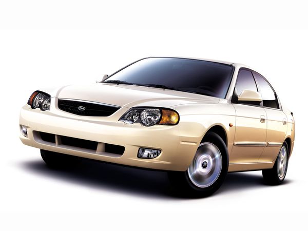 كيا شوما 2001. الهيكل، المظهر الخارجي. ليفتباك, 2 الجيل