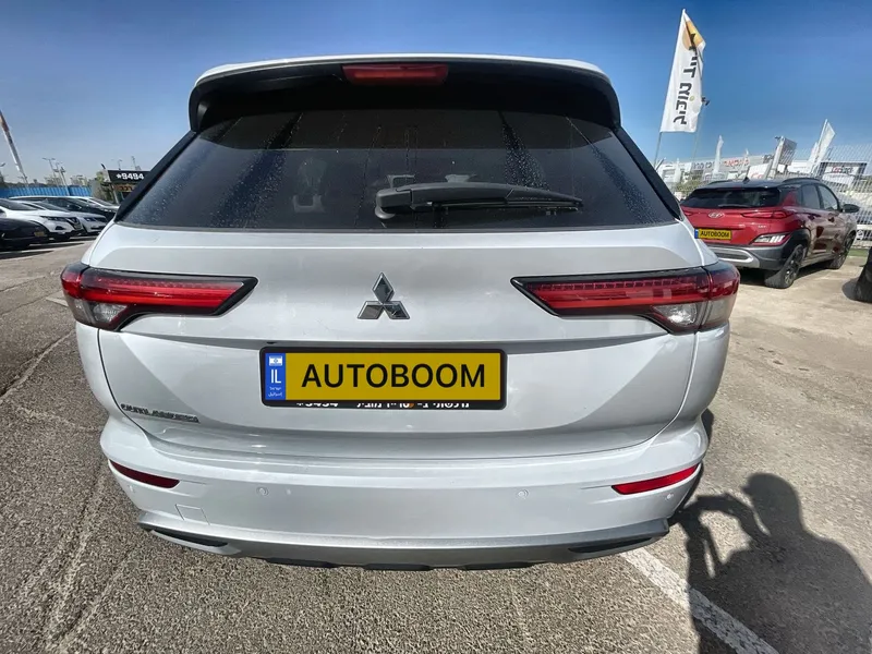 Mitsubishi Outlander 2ème main, 2022, main privée
