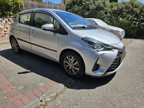 Toyota Yaris, 2020, photo