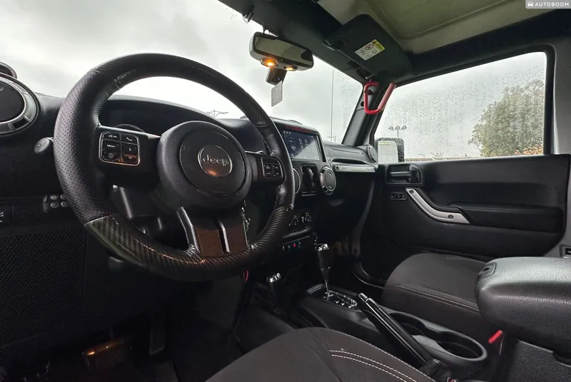 Jeep Wrangler 2nd hand, 2018, private
