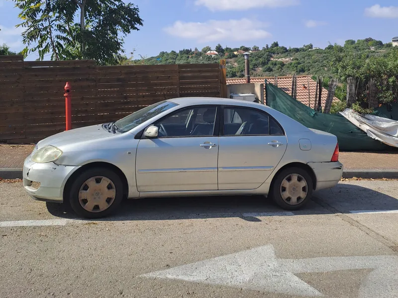 Toyota Corolla с пробегом, 2005, частная рука