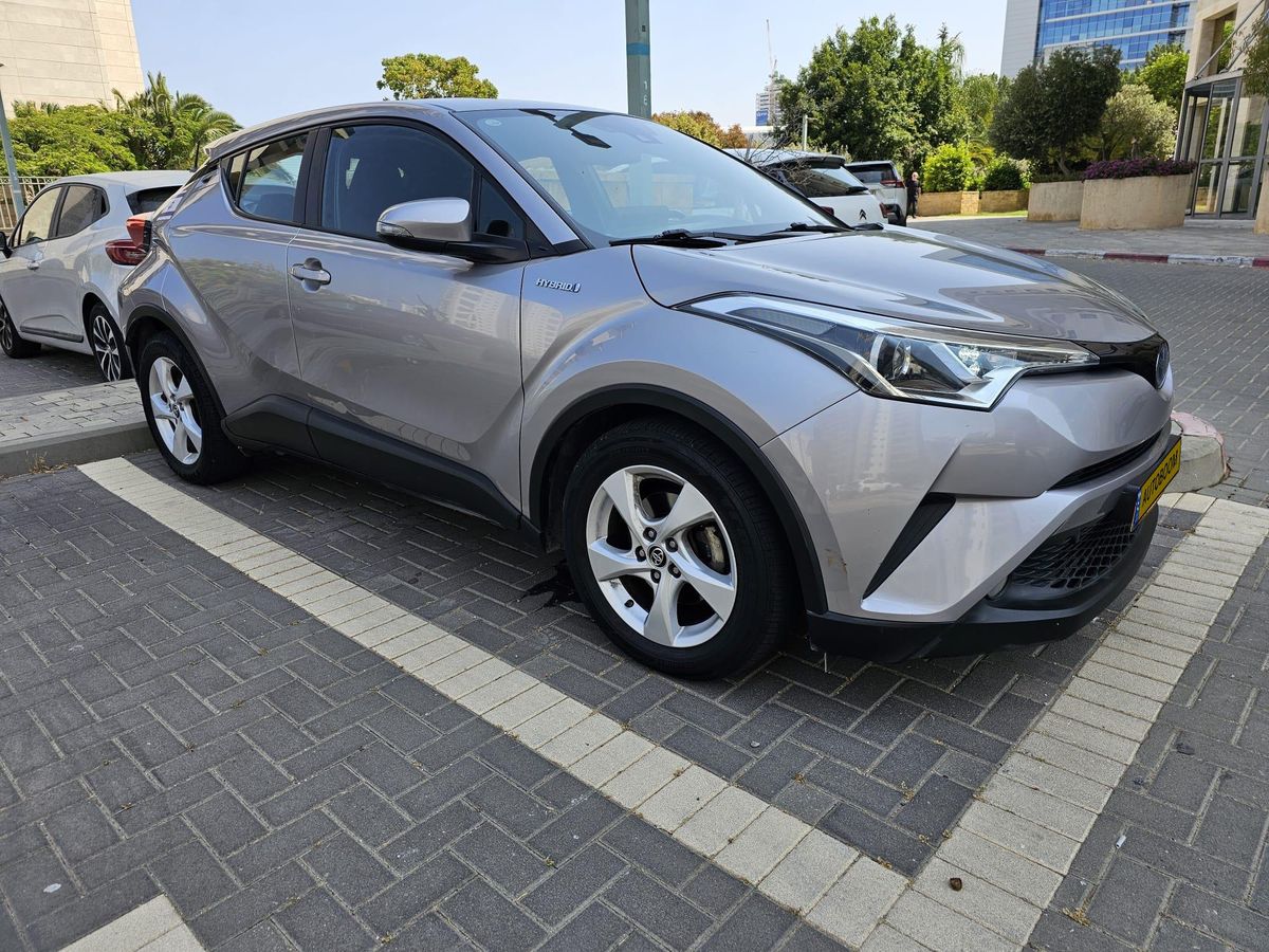 טויוטה C-HR יד 2 רכב, 2019, פרטי
