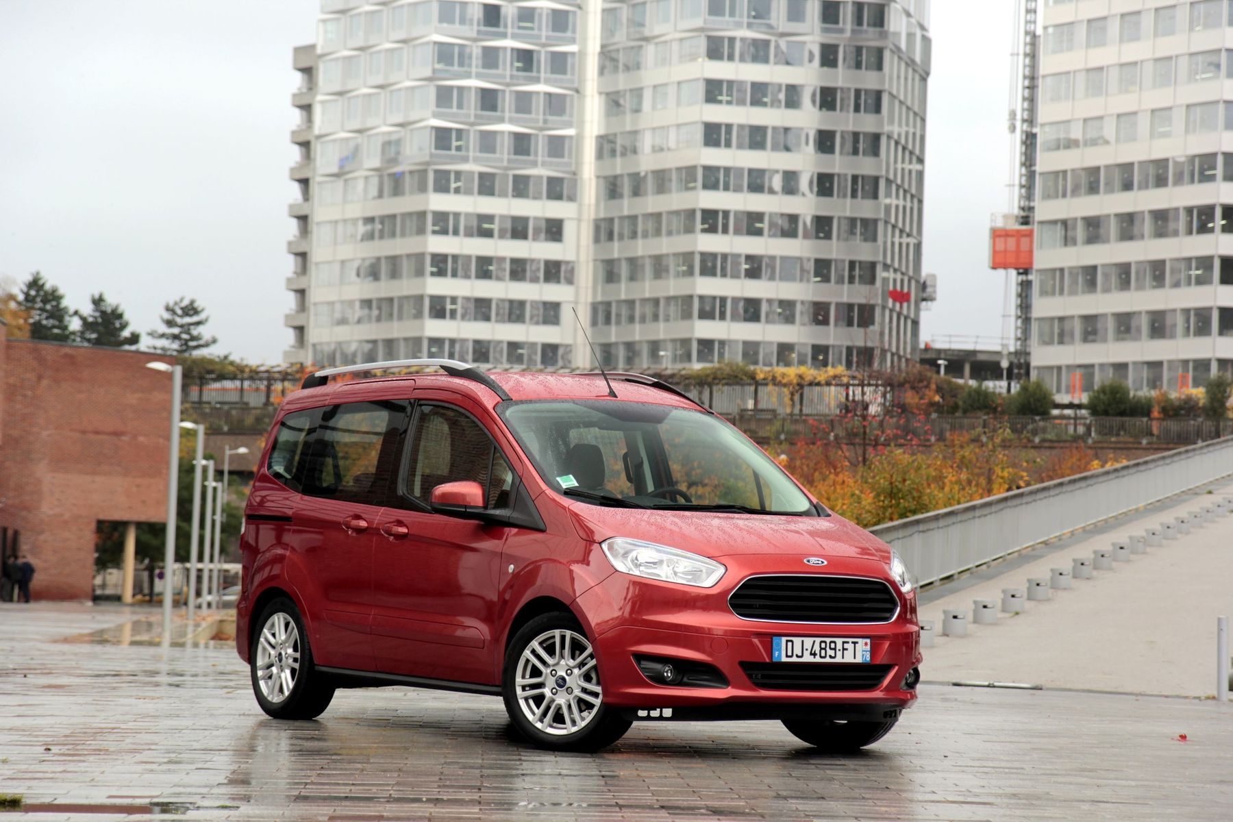 Ford Tourneo Courier багажник
