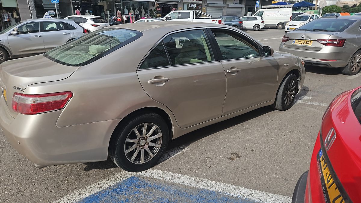 Toyota Camry с пробегом, 2007, частная рука