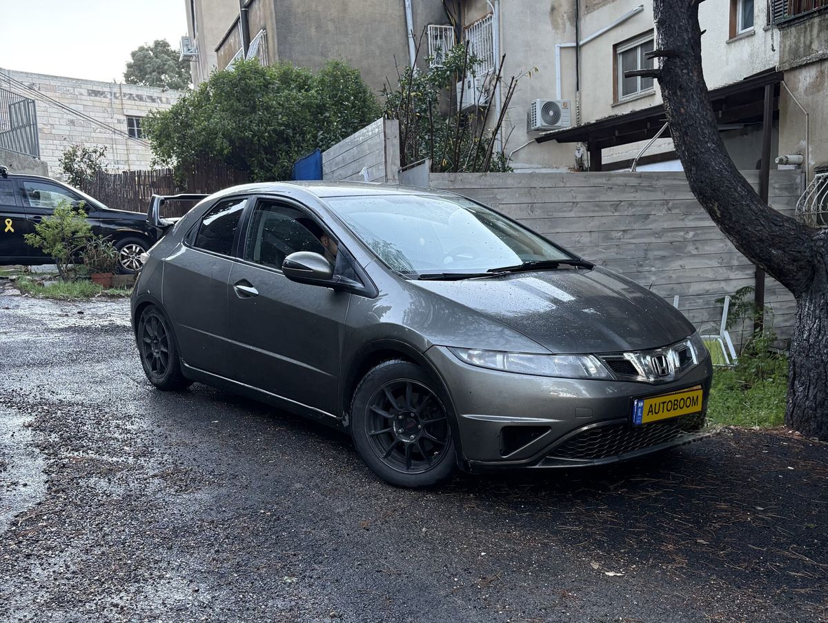 הונדה סיוויק יד 2 רכב, 2009, פרטי