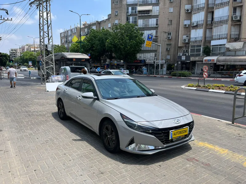 Hyundai Elantra с пробегом, 2021, частная рука