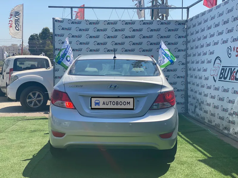 Hyundai Accent 2nd hand, 2017