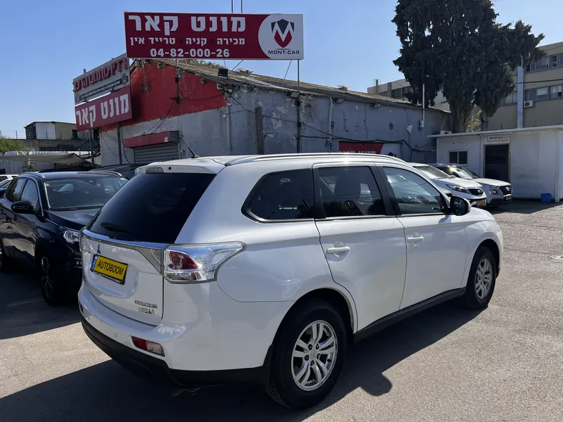 Mitsubishi Outlander 2nd hand, 2014, private hand