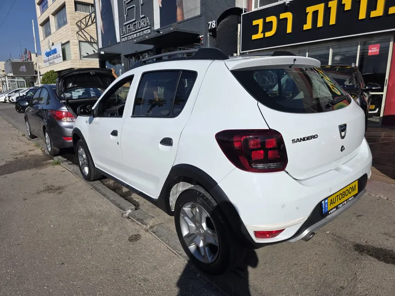 דאצ'יה סנדרו יד 2 רכב, 2021, פרטי